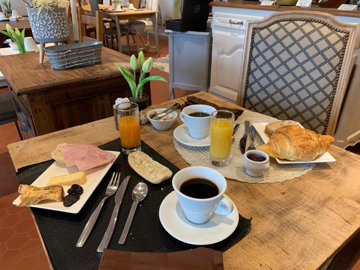 Logis Maison Carree Restaurant O Carre Dart Hotel Mereville (Lorraine)